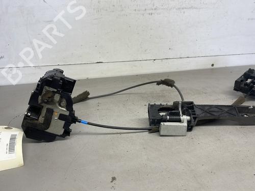 Rear right lock NISSAN QASHQAI I (J10, NJ10) 2.0 dCi | BP26415080C99