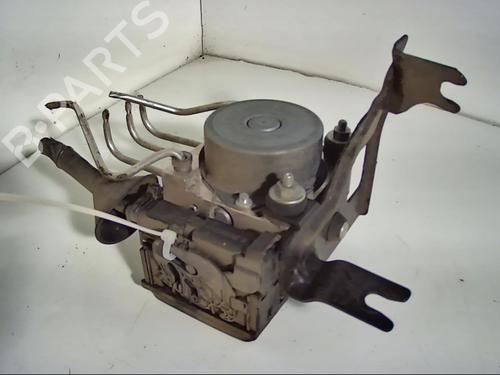 Used ABS pump RENAULT CLIO III (BR0/1, CR0/1) 1.5 dCi (C/BR0G, C/BR1G) (68 hp) 26417512