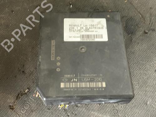 Used Fuse box RENAULT ZOE (BFM_) ZOE (88 hp) 26427825
