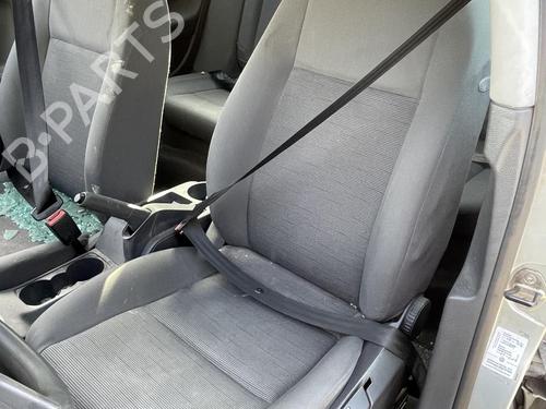 Sikkerhedssele foran venstre Sikkerhedssele foran venstre VW GOLF V (1K1) [2003-2010] 36816557 36816557