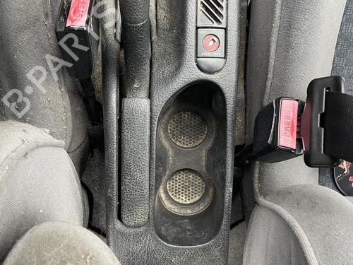 Console centrale Console centrale PEUGEOT 406 Break (8E/F) 1.8 16V (110 hp) 33738341 33738341