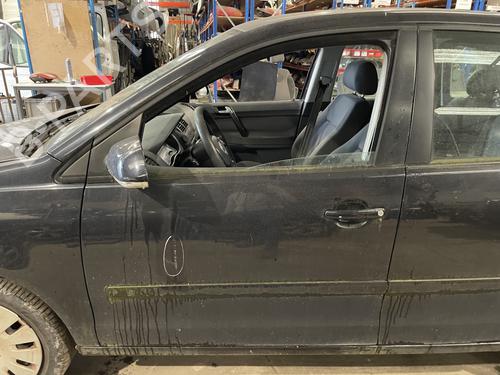 Rudehejsemekanisme ventre foran Rudehejsemekanisme ventre foran VW POLO IV (9N_, 9A_) 1.4 TDI (70 hp) 34107231 34107231