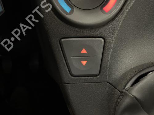 left-front-window-switch-fiat-panda-169_-2003-34173090 main image