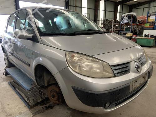 Left headlight RENAULT SCÉNIC II (JM0/1_) 1.6 (JM0C, JM0J, JM1B) | BP26422633C28 