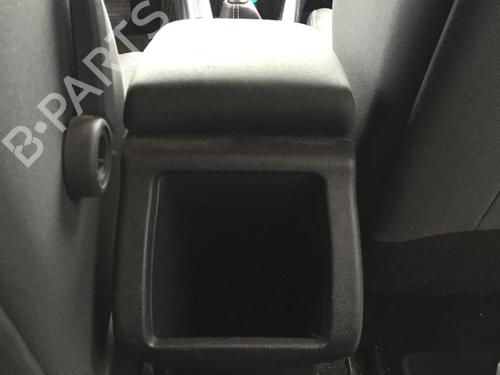 Used Middle console RENAULT MEGANE III Hatchback (BZ0/1_, B3_) 1.2 TCe (BZ2B, BZ11) (116 hp) 30203984