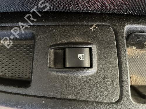 Used Right front window switch Right front window switch FIAT BRAVO II (198_) 1.6 D Multijet (198AXL1B) (120 hp) 32749085 32749085