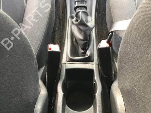 Used Hand brake Hand brake OPEL CORSA D (S07) 1.3 CDTI (L08, L68) (90 hp) 31329293 31329293