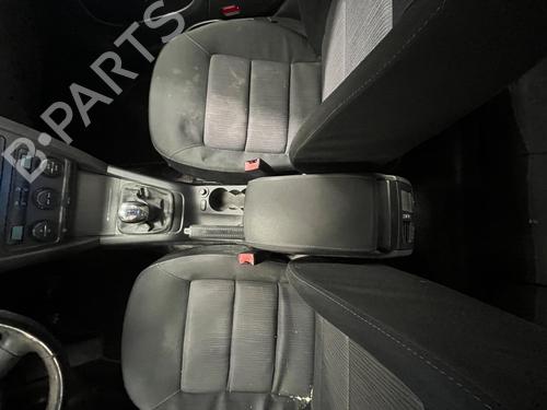 Console centrale Console centrale SKODA OCTAVIA II Combi (1Z5) 1.9 TDI (105 hp) 36653447 36653447