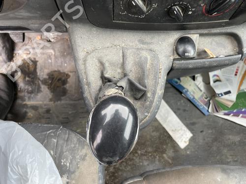 Used Gear lever Gear lever CITROËN JUMPY II Van 1.6 HDi 90 16V (90 hp) 33052358 33052358