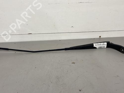 Used Front windshield wiper arm CITROËN C3 AIRCROSS II (2R_, 2C_) 1.2 PureTech 110 (2RHNZB, 2RHNZW, 2RHNPX, 2RHNPJ) (110 hp) 26419786