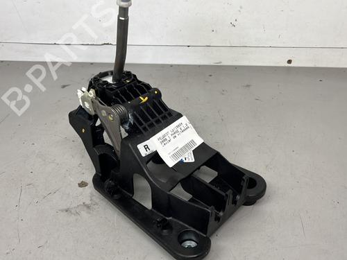 Gear lever PEUGEOT 2008 I (CU_) 1.2 PureTech 82 | BP29077880M90 
