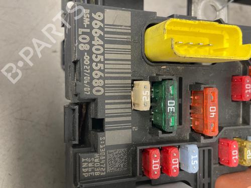 Used Fuse box Fuse box CITROËN C4 Picasso I MPV (UD_) [2006-2015] 34637973 34637973