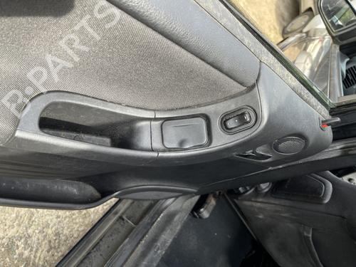 left-rear-window-switch-opel-zafira-a-mpv-t98-1999-2000-2001-2002-2003-2004-2005-2006-36443077 main image