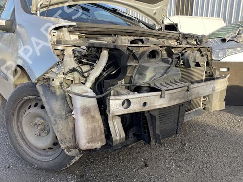 Pannello frontale RENAULT CLIO III (BR0/1, CR0/1) 1.5 dCi (BR17, CR17) (86 hp) 31288799