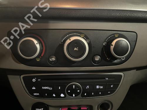 Commande Chauffage RENAULT MEGANE III Hatchback (BZ0/1_, B3_) 1.5 dCi (BZ09, BZ0D, BZ1W, BZ29, BZ14) (110 hp) 31354760