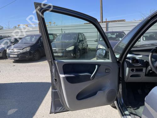 Left front door CITROËN XSARA PICASSO (N68) 2.0 HDi | BP26425518C2 