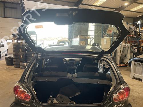 Hattehylde TOYOTA AYGO (_B1_) 1.0 (KGB10_, KGB10R) (68 hp) 31624543