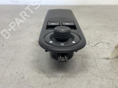 Left front window switch RENAULT CLIO IV (BH_) 0.9 TCe 90 (BHNF, BHMA, BHMH, BHJK, BHJR) | BP33475531I27 - Image 3