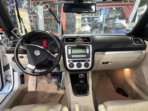 Dashboardkastje VW EOS (1F7, 1F8) 2.0 TDI (140 hp) 31275034