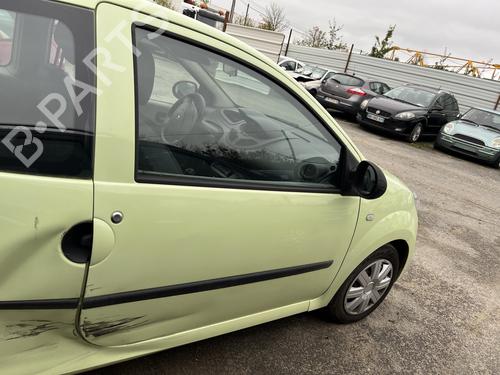 Used Front right window mechanism RENAULT TWINGO II (CN0_) 1.5 dCi (CN0E) (64 hp) 30679618