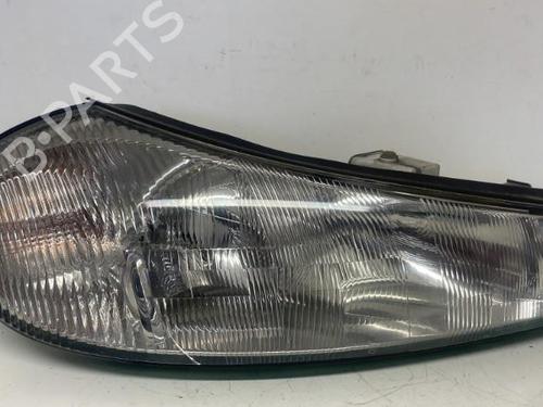Used Right headlight FORD MONDEO II (BAP) 1.8 TD (90 hp) 26421894