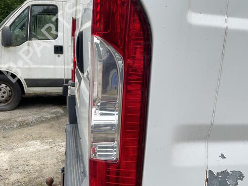 Right taillight CITROËN JUMPER II Van 2.2 HDi 120 | BP35808042C35 - Image 3