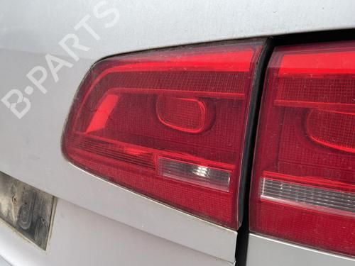 Right tailgate light VW TOURAN (1T3) 1.6 TDI | BP38476980C80 - Image 2