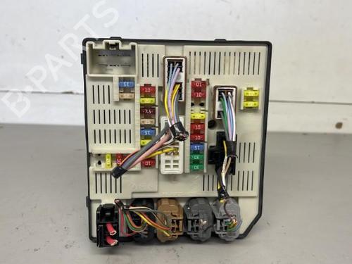 Used Fuse box RENAULT MEGANE III Hatchback (BZ0/1_, B3_) 1.5 dCi (BZ09, BZ0D, BZ1W, BZ29, BZ14) (110 hp) 26416020