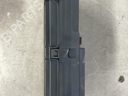 Used Fuse box Fuse box PEUGEOT 2008 I (CU_) 1.6 HDi (92 hp) 33171867 33171867