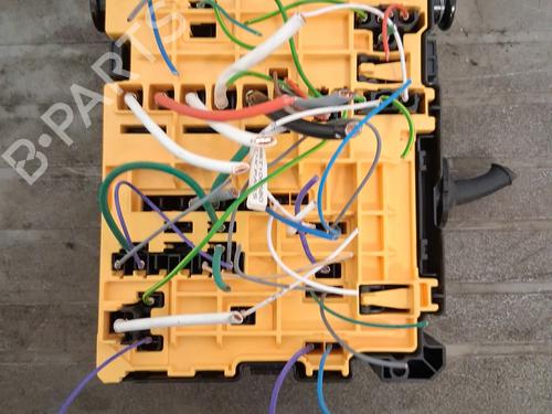 Used Fuse box Fuse box CITROËN C3 III (SX) 1.2 PureTech 82 (83 hp) 32758215 32758215