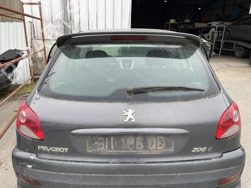 Used Third brake light Third brake light PEUGEOT 206+ (2L_, 2M_) 1.4 i (73 hp) 36653510 36653510