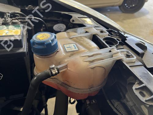 Used Expansion tank Expansion tank FIAT GRANDE PUNTO (199_) 1.2 (65 hp) 33475217 33475217