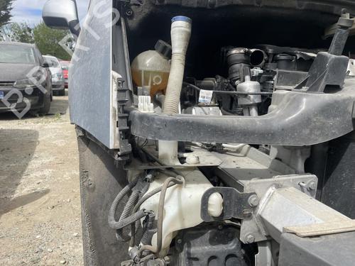 Used Windscreen washer tank Windscreen washer tank 38186142 38186142