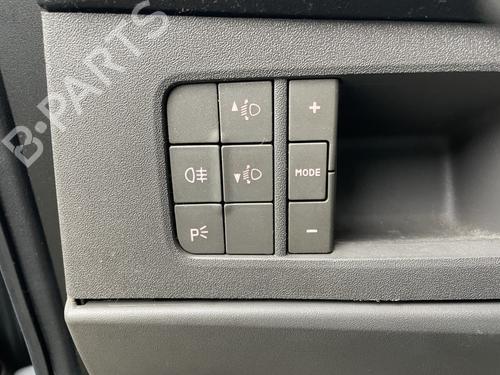 Used Headlight switch FIAT IDEA (350_) 1.3 D Multijet (70 hp) 31858264