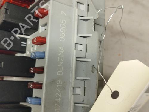 Fuse box ALFA ROMEO 147 (937_) 1.6 16V T.SPARK (937.AXA1A, 937.AXB1A, 937.BXB1A) | BP26424764E1 