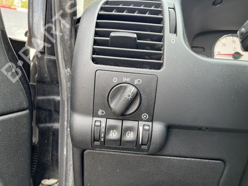 Hovedlysbryter Hovedlysbryter OPEL ZAFIRA A MPV (T98) 2.2 DTI 16V (F75) (125 hp) 36443064 36443064