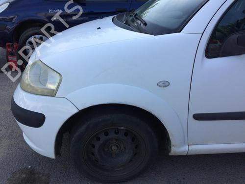 Used Left front fenders CITROËN C3 I (FC_, FN_) 1.4 HDi (68 hp) 26910425