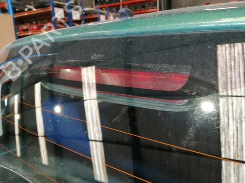 Used Third brake light FIAT PUNTO (188_) 1.9 DS 60 (188.031, .051, .231, .251) (60 hp) 26425233