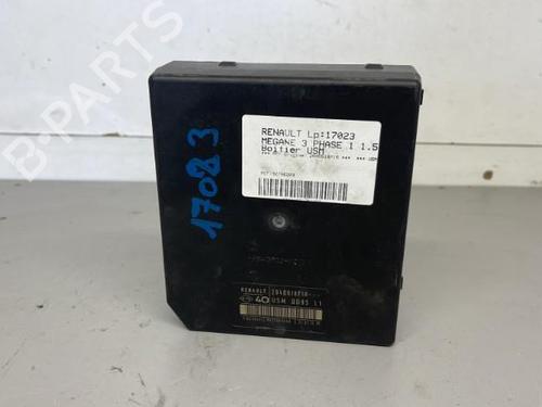 Used Fuse box RENAULT MEGANE III Hatchback (BZ0/1_, B3_) 1.5 dCi (BZ09, BZ0D, BZ1W, BZ29, BZ14) (110 hp) 26416020