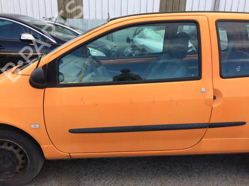 Used Left front door RENAULT TWINGO I (C06_) 1.2 (C066, C068) (58 hp) 29116561