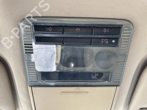 Used Interior roof light Interior roof light ALFA ROMEO 159 Sportwagon (939_) 1.9 JTDM 8V (939BXE1B) (120 hp) 33475444 33475444