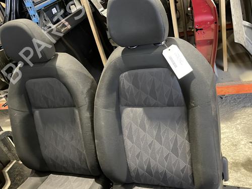 Used Seats set Seats set CITROËN C-ELYSEE (DD_) 1.5 BlueHDi 100 (102 hp) 26418941 26418941