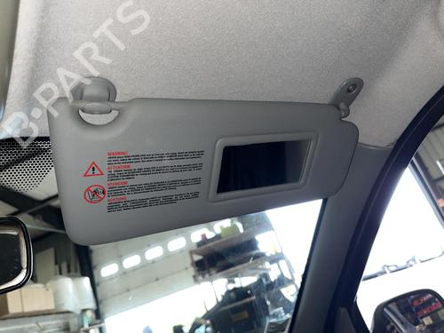 Used Right sun visor Right sun visor RENAULT CLIO II (BB_, CB_) 1.2 16V (BB05, BB0W, BB11, BB27, BB2T, BB2U, BB2V, CB05,... (75 hp) 31017666 31017666