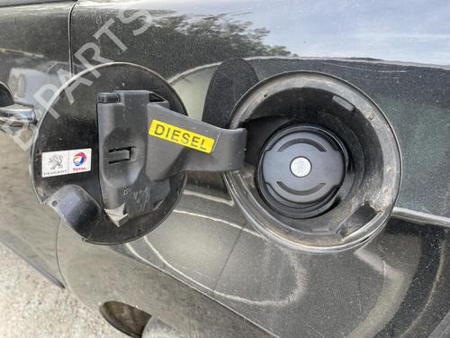 fuel-flap-peugeot-5008-0u_-0e_-2009-2010-2011-2012-2013-2014-2015-2016-2017-36171030 main image