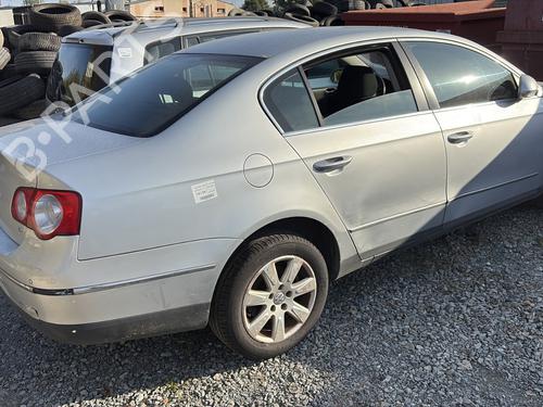 Right headlight VW PASSAT B6 (3C2) 1.9 TDI | BP29897937C29  - Image 8