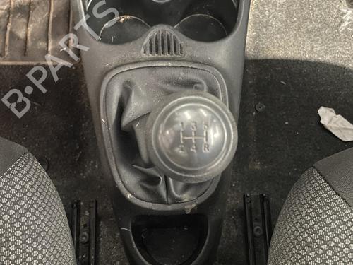Used Gear lever TOYOTA AYGO (_B1_) 1.0 (KGB10_, KGB10R) (68 hp) 31624562