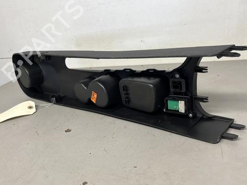 Used Middle console Middle console RENAULT CLIO IV (BH_) 1.2 16V (73 hp) 27612718 27612718