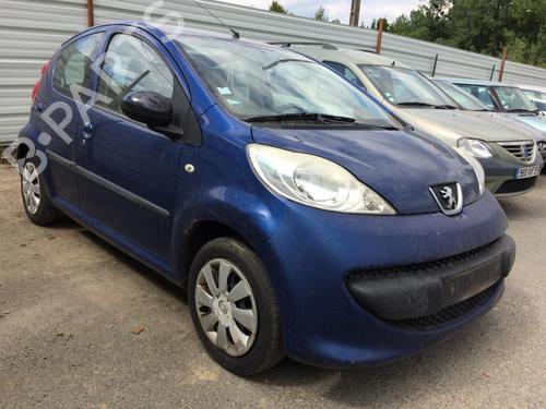 Used Right front driveshaft PEUGEOT 107 (PM_, PN_) 1.4 HDi (54 hp) 26423392