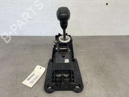 Gear lever CITROËN C4 CACTUS 1.2 VTi 82 | BP27575884M90 - Image 5