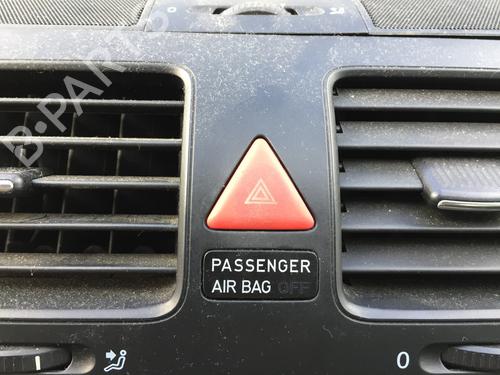 Warnblinkschalter für VW GOLF V (1K1) 1.9 TDI (105 hp) 31354600